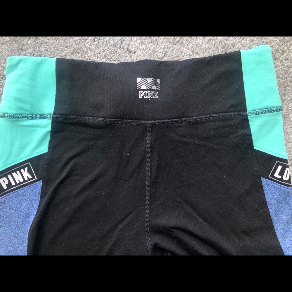 Victoria’s Secret PINK Yoga Legging